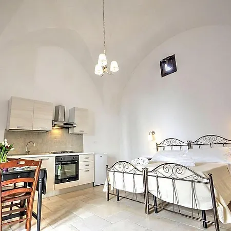 Villa Sleeps 2 Pool Air Con Wifi