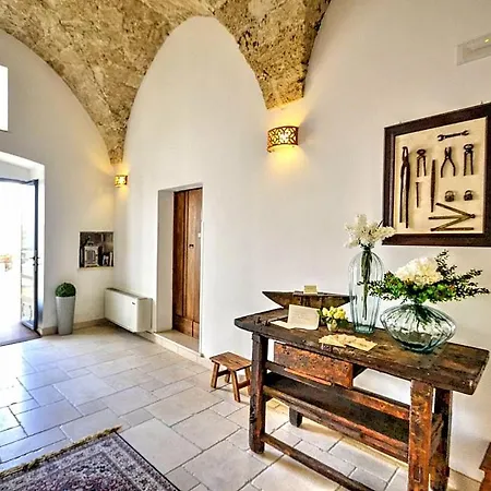 Sleeps 2 Pool Air Con Wifi Villa Racale