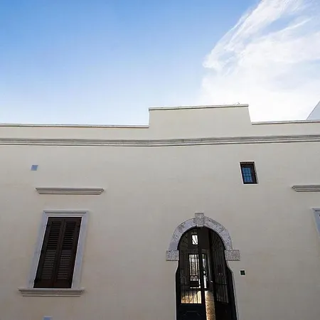 Sleeps 2 Pool Air Con Wifi Villa Racale